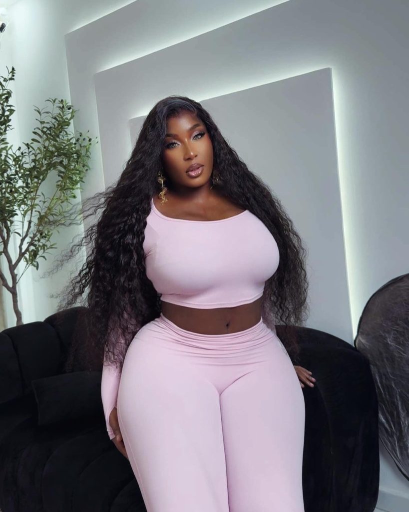 L'influenceuse ivoirienne, Maa bio - Nollymove